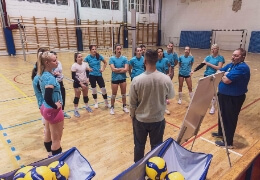 Az MTK otthonába látogatnak női röplabdázóink