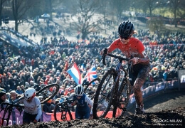 A vb-n sem vallott szégyent Bruchner Regina