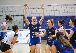 Török Petra is hosszabított!