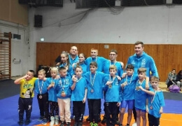 Halmozták az érmeket birkózóink